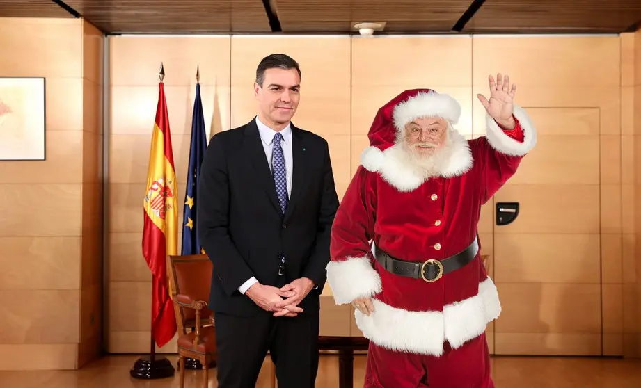 Sanchez y Papa Noel